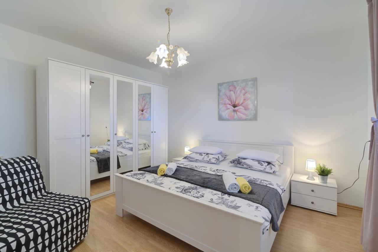 Josipa & Jelena Apartment Senj  Eksteriør bilde